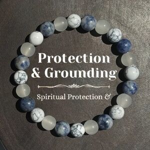 💎4/$20💎Lapis Lazuli and White Turquoise Beaded Bracelet